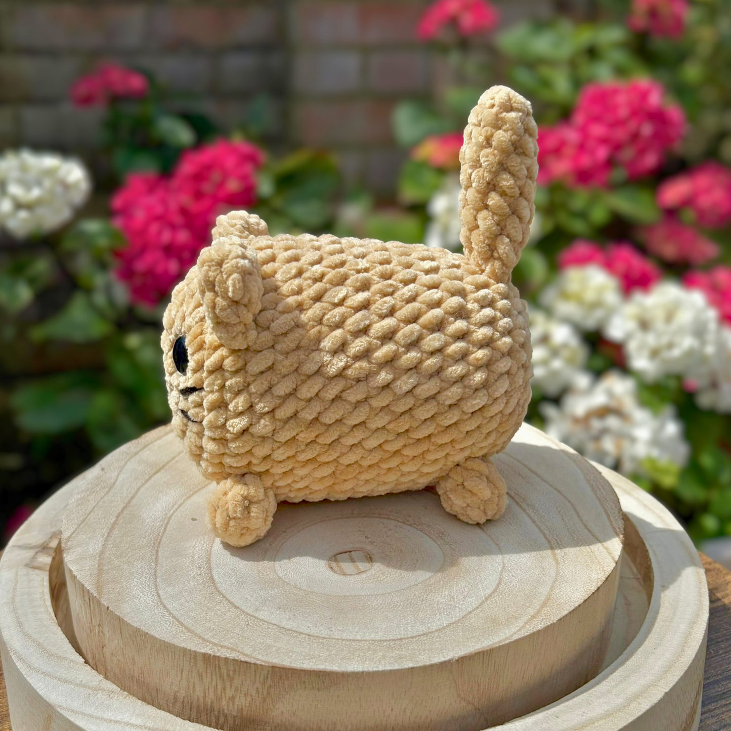 Crochet Chenille Loaf Cat with Glitter Eyes in Beige